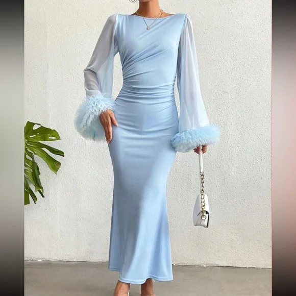 Elegant Blue Long Sleeve Dress - Picture 5 of 7